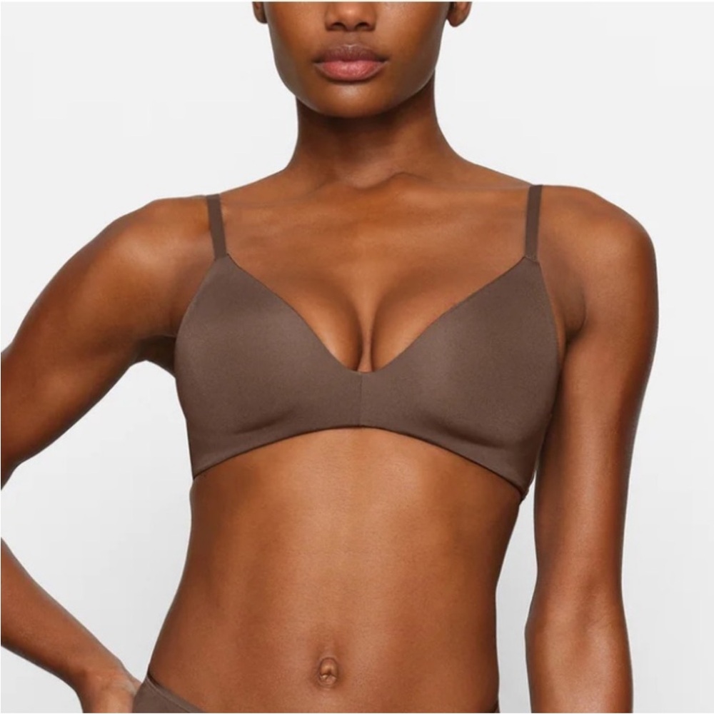 NEW NWT Skims Wireless Bra 36C